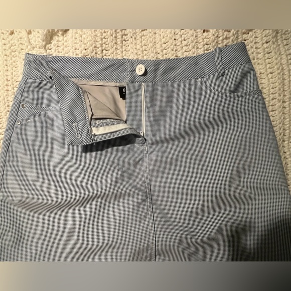 N VO ladies golf skort - Picture 7 of 9